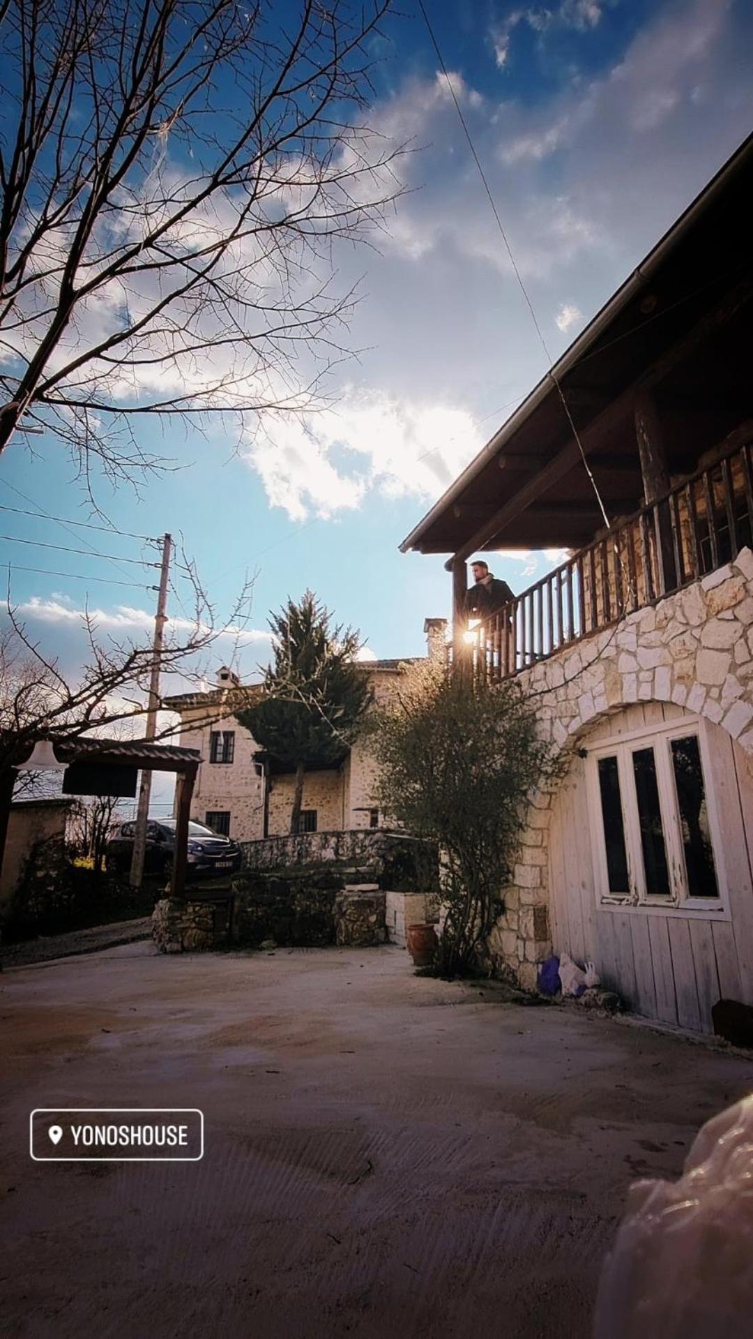 Yono'S Traditional House Ano Ravenia Exterior photo